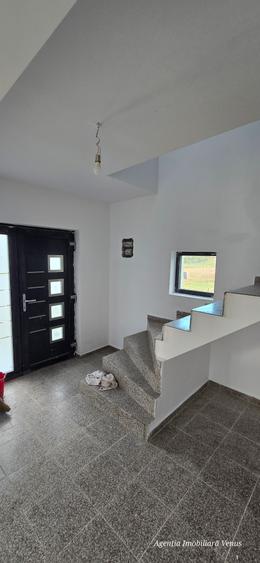 Casa noua in Catamarasti Vale