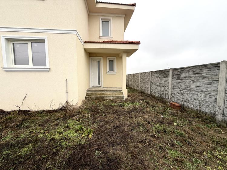 Duplex modern, 4 camere, 100 mp utili, 330 mp teren - Giroc