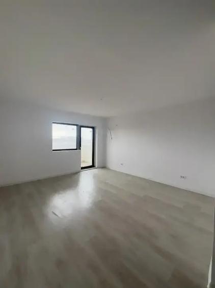 Apartament 3 Camere | Orasul Pantelimon | Pachet Boxa Parcare