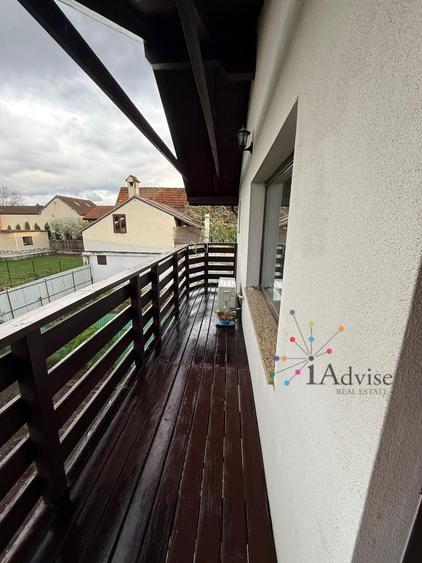 Birou 70 mp cu balcon generos | Zona centrală
