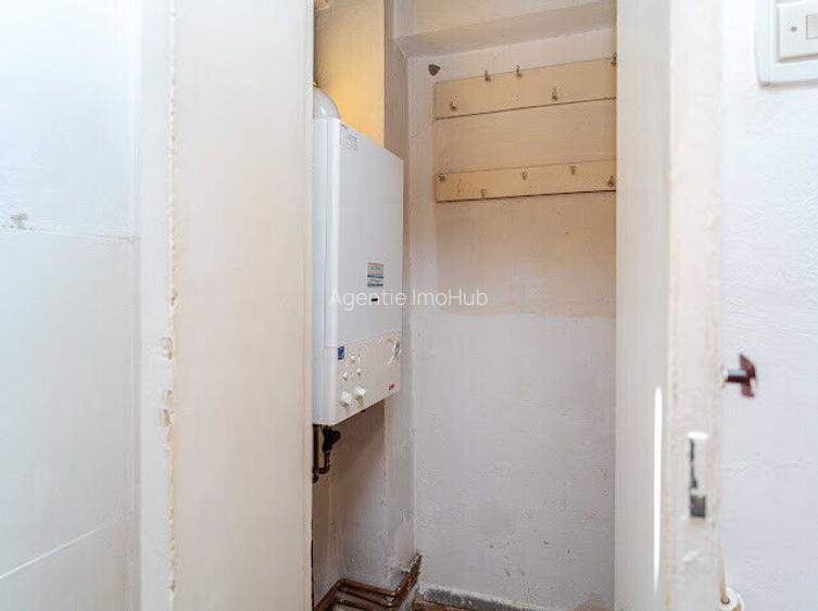 APARTAMENT  CU 3 CAMERE,  IN INIMA ORASULUI, LICEUL NATIONAL - 10