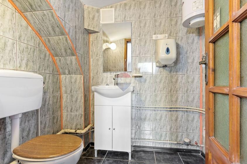 Spațiu comercial renovat complet 70 mpc de vanzare pe Strada Marasesti