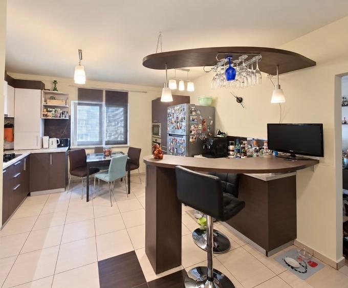 VITAN MALL,proximitate Pta ALBA IULIA,reabilitat,CENTRALA PROPRIE,utilat complet