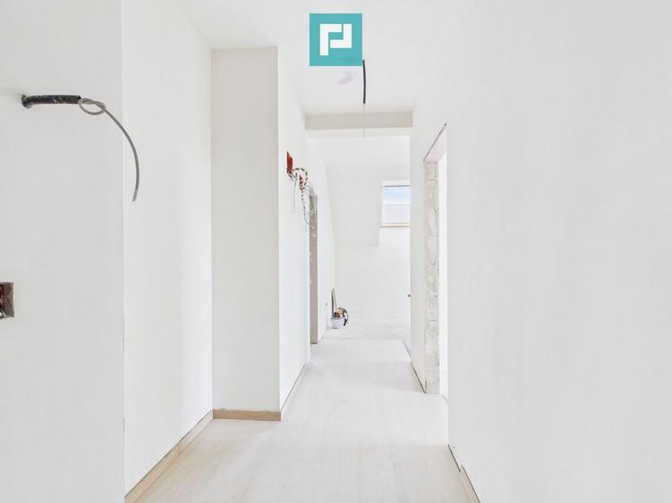 Apartament 54 mp spațios la mansardă în Freidorf