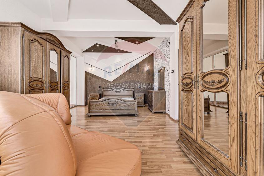 Apartament cu 3 camere de închiriat în zona Boul Rosu - 5