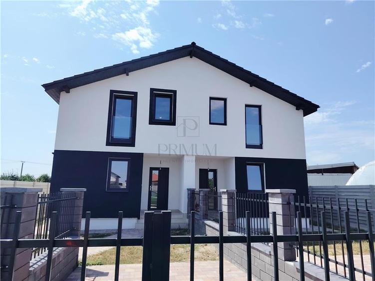 DUPLEX SPATIOS - ZONA CENTRALA - BALCON