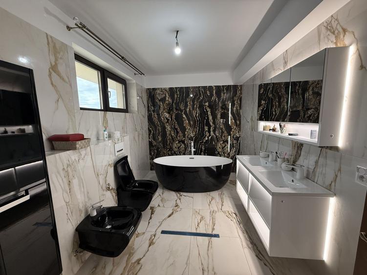 Vila Delux P+1 cu terasă și garaj + teren intravilan 783mp