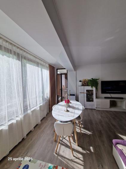 Apartament cu 3 camere 2 dormitoare 80 mp utili etaj 1 Doamna Stanca