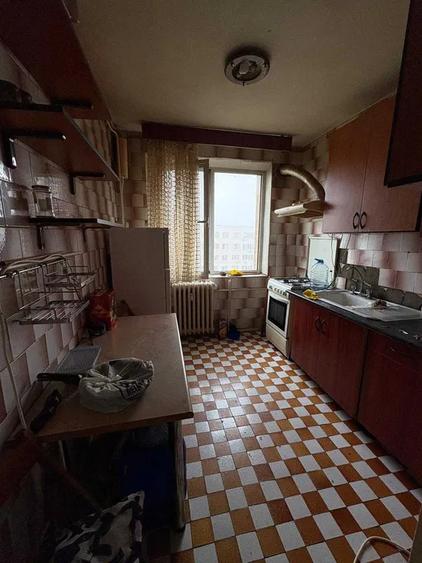 Apartament 2 camere-decomandat-zona Titan