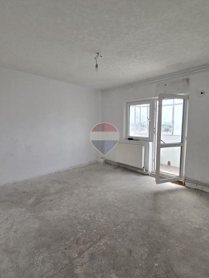 De Vanzare Apartament 3 camere, Berceni – Str. Pomârla