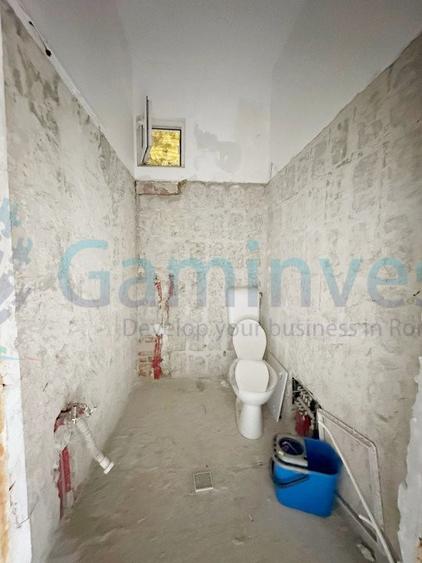 Casa ultracentrala cu apartament si demisol, zona Republicii pietonala, Oradea