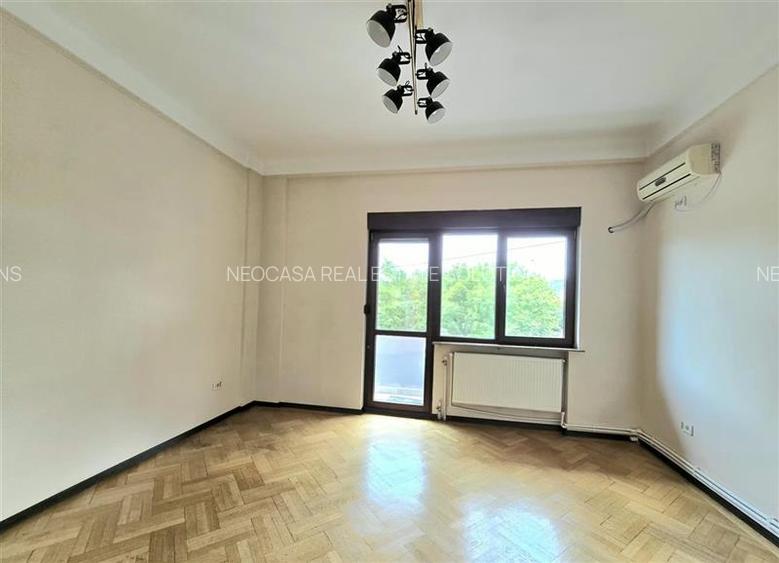 Eleganta interbelica : Apartament cu 6 camere si terasa, ideal pentru birouri sa - 7