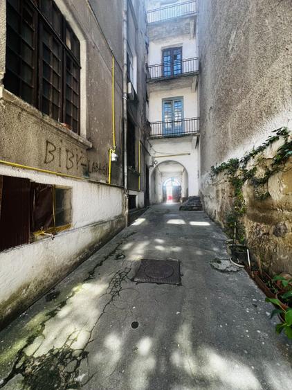 Cladire renovabila pretabila Hotel, Azil, Scoala, ApartHotel, sau Rezidentiala