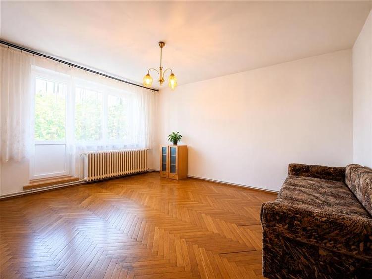 Decomandat pe 3 camere, 2 balcoane, locatie favorabila, Simeria, Sfantu Gheorghe
