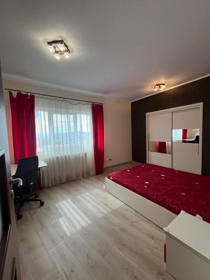 Apartament decomandat, 2 camere, 2 garaje, Zorilor