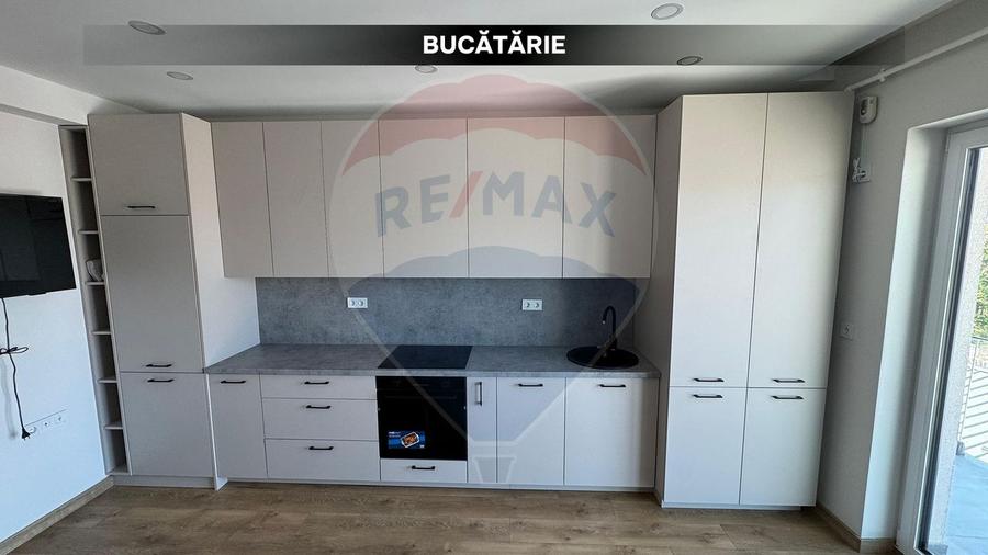 Apartament Nou, Complet Mobilat și Utilat Parcare Privată DE VANZARE