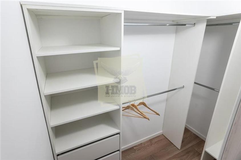 Apartament de lux 3 camere si terasa de 25 mp zona Sub Arini