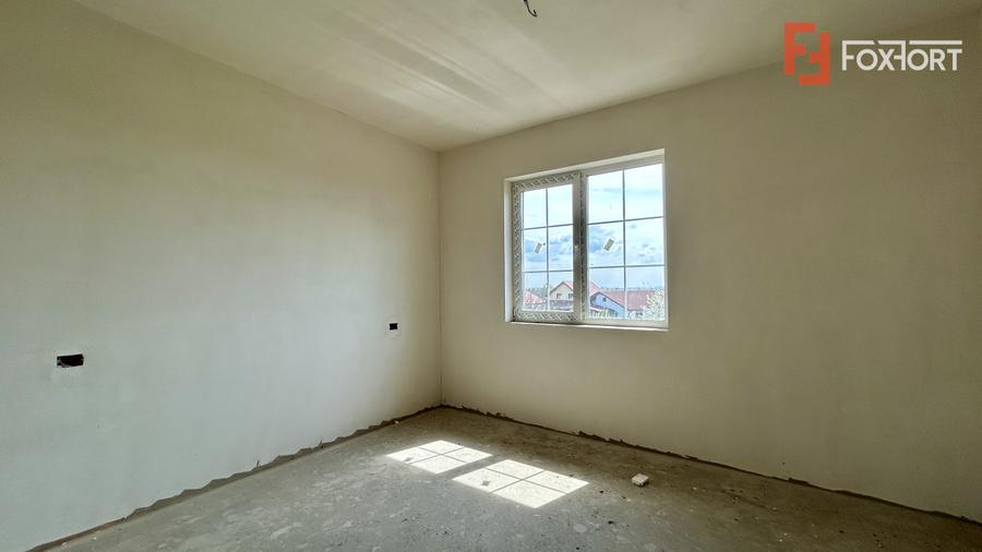 Duplex cu 3 camere parter + etaj - Sanandrei