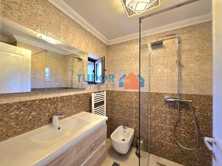 Fully Renovated Family Villa with 3 Bedrooms and 1,000 sqm Garden - 9