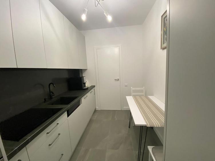 Apartament cu 2 camere , Park Lake, etaj 2, parcare subterana
