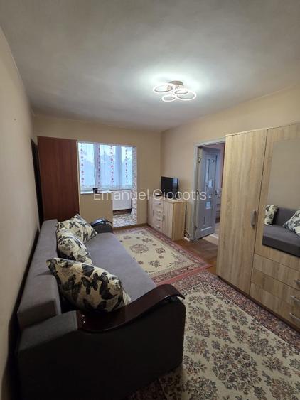 Apartament cu 2 camere de închiriat  - 3