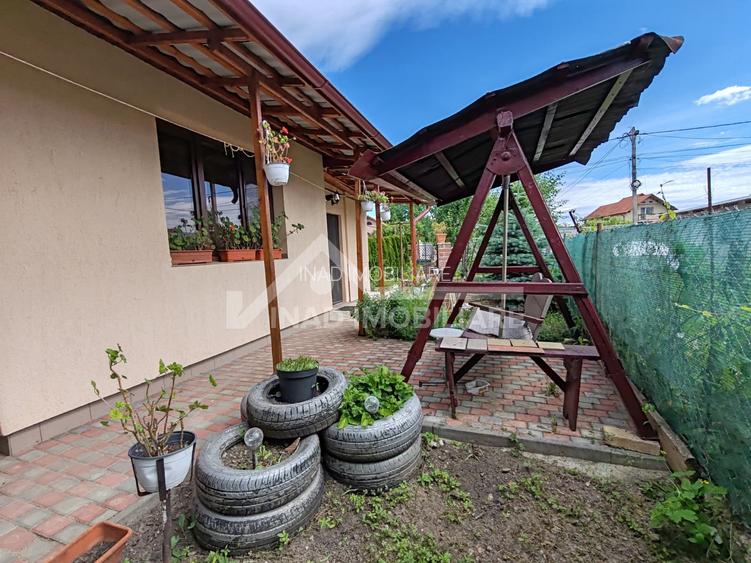 Casa individuala, 100 mp utili, 242 mp teren, Str. Trandafirilor - 9