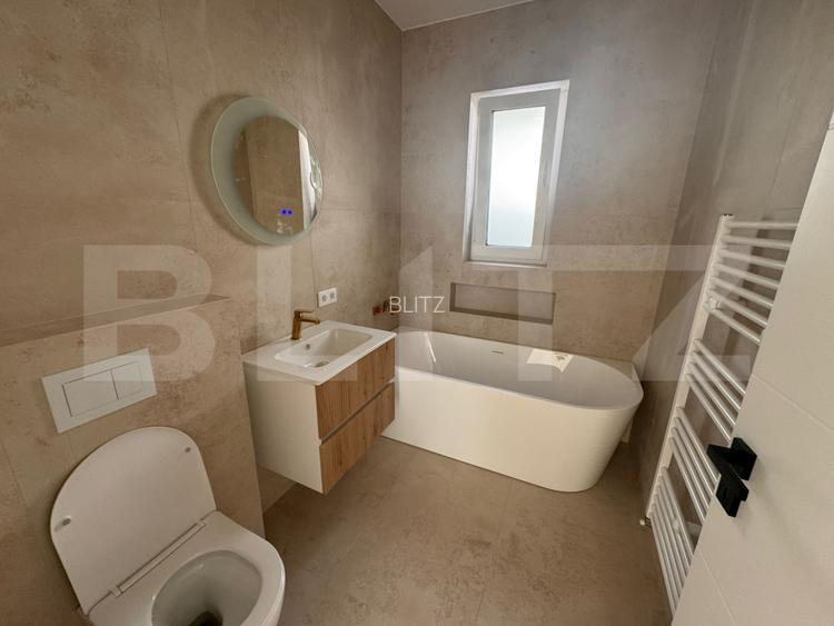 Casă individuală 90.30 mp, teren 387 mp, zona Orizont - 5