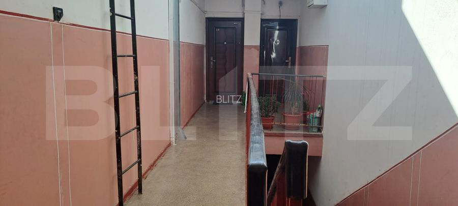 Apartament 2 camere, et. 4, zona centrală, Făgăraș – nemobilat, de renovat - 14