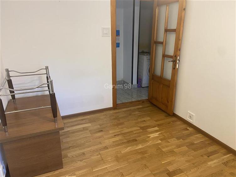 Apartament 3 camere Focsani  ,zona strada Bucegi - Policlinica 2,   etaj 1 3 , 2 - 13
