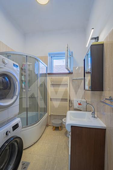 Apartament la casă, zonă liniștită și centrală — Str. Lupeni, Sibiu