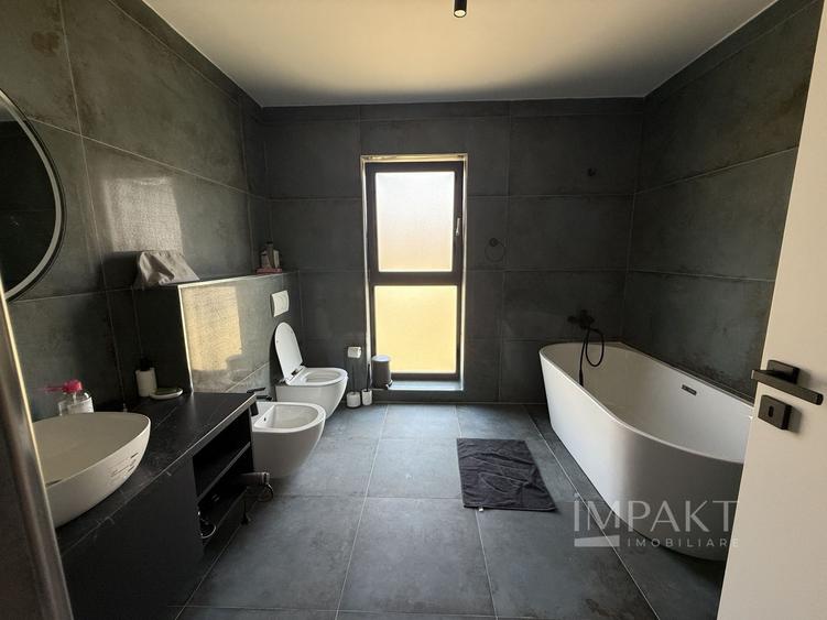 Casa indivuala intr-o zona linistita, în Chinteni!