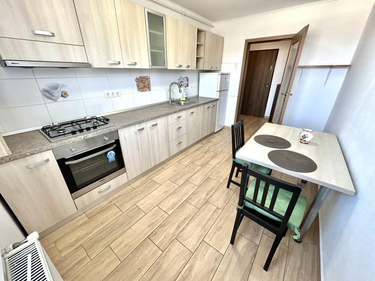 APARTAMENT 2 CAMERE DECOMANDAT I CETATEI BLOC NOU I MOBILAT I PARCARE I