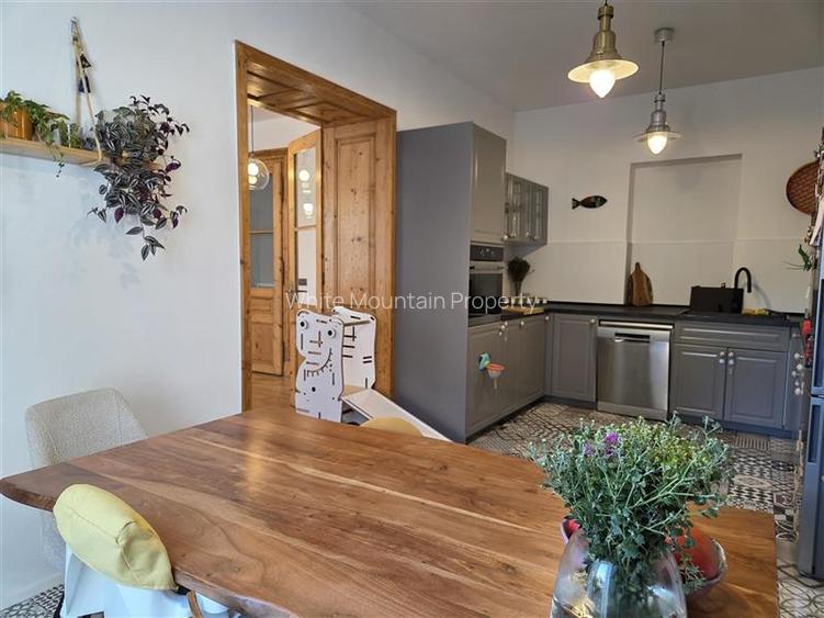 Apartament deosebit la casa str. De Mijloc - 32