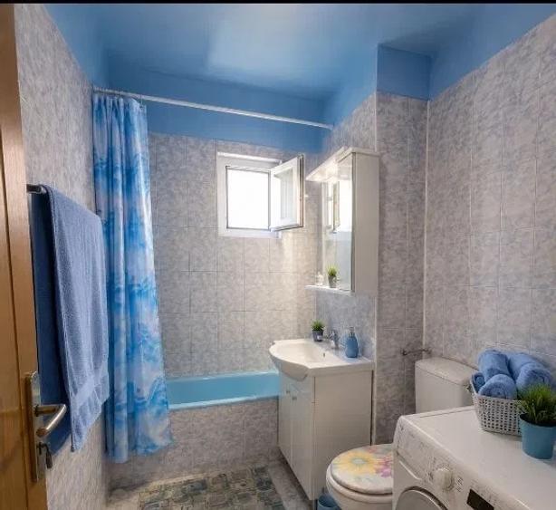 Apartament 2 camere, 56 mp utili,etaj 2,aproape de Bulevardul Pietonal