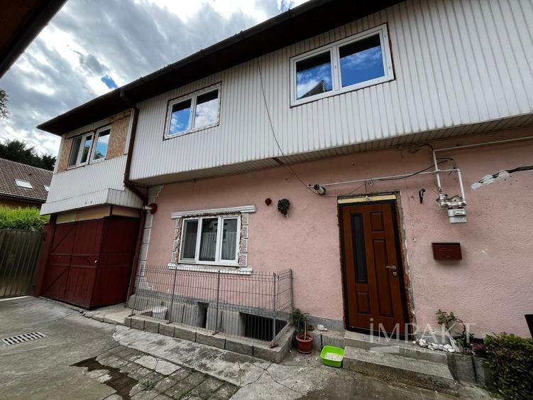 Casa frumoasa de vanzare la curte comuna, zona Centrala!