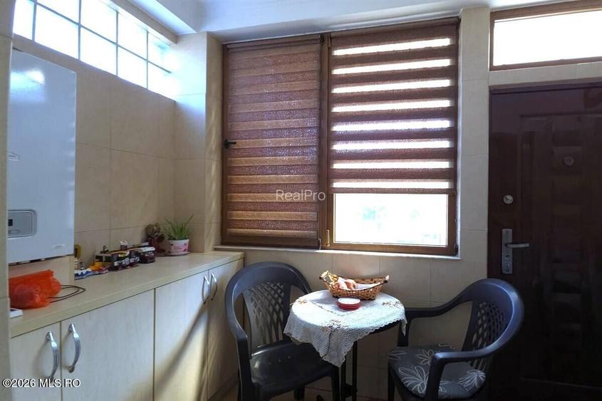 Techirghiol - Centru, casa tip duplex P+M, lot 293 mp si 154 mp utili! - 30