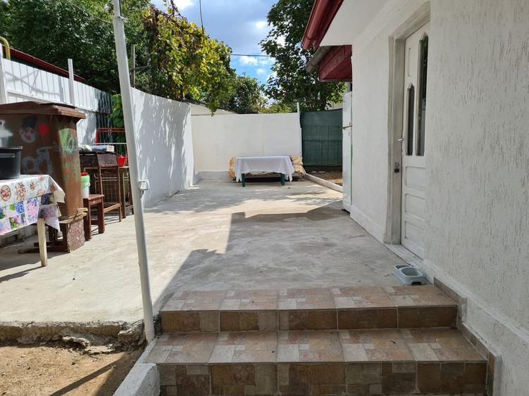 Casă individuală de vânzare –5 camere Zona Chibrit –1 Mai Sector 1