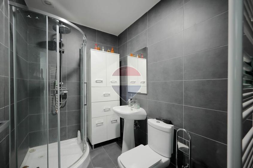 Vânzare apartament 4 camere, acces auto - parcare, Central - Cuza Vodă