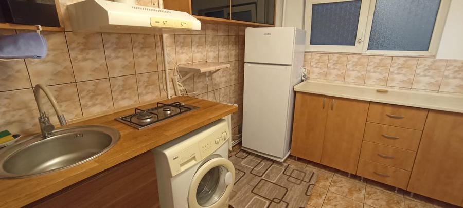 Garsoniera spatioasa la vila  zona Rahova  Carrefour Alexandriei Buc sector 5