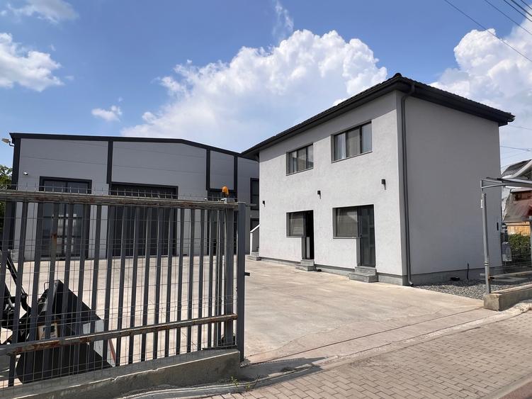 Depozit Cu Show-Room/ Front la E60 / Curte