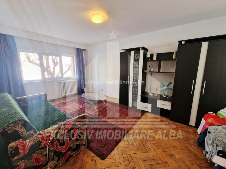 Apartament 3 camere decomandate | 63 mp | Etaj 1 | Cetate - 2