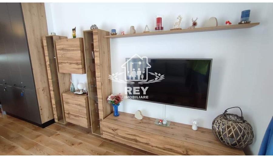 De închiriat | Penthouse Modern cu Terasă Panoramică – Sibiu -Zona ind.Vest