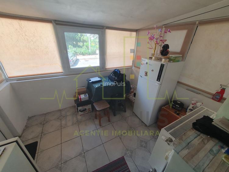 Bloc izolat. Bucatarie din constructie. Balcon mare cu acte. - 7