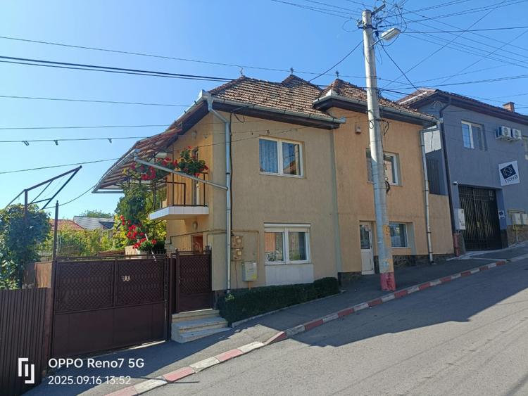 Casă de vânzare în Reghin sau schimb cu apartament în Reghin Tg Mureș sau Brașov