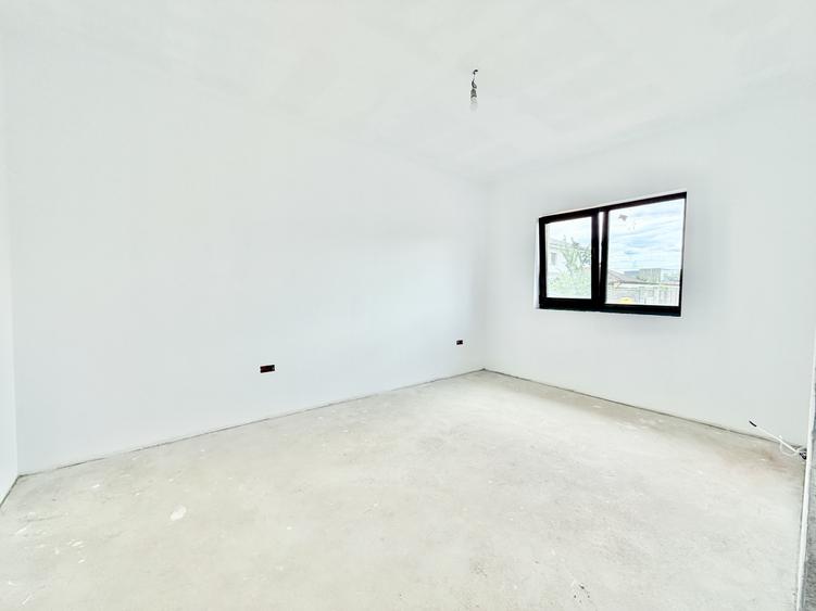 Duplex 3 camere si 2 bai - toate utilitatile - Zona Valery - Mosnita