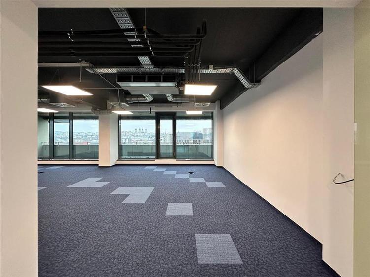 Spatiu birou semicentral Iasi, zona Palas Campus - Podul de Piatra