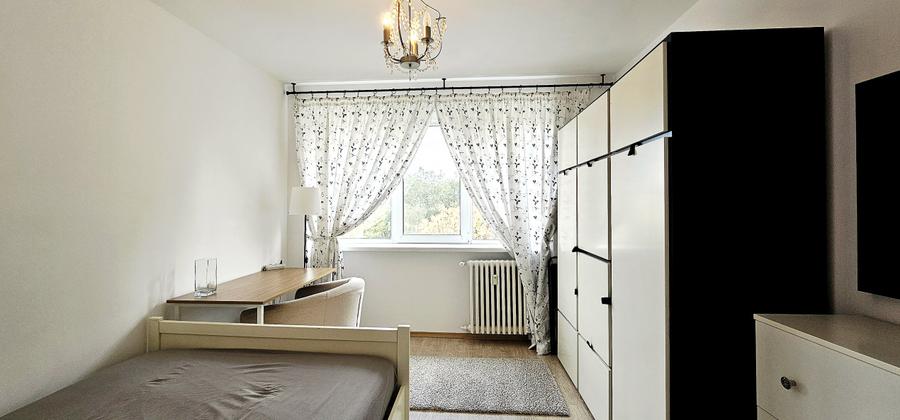 IANCULUI – MAIOR CORAVU, 2 CAMERE, 50 MP, MOBILAT, ETAJ 4/8!