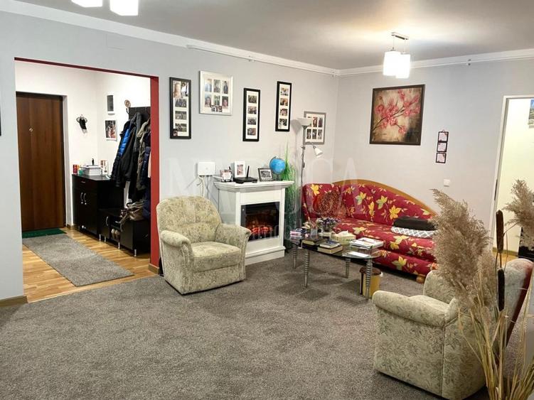 Apartament 3 camere de vanzare in Europa, Cluj Napoca