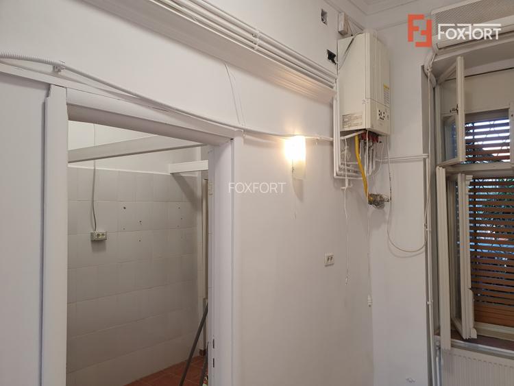 Spatiu comercial de inchiriat, 42 mp, in Piata Mocioni - 8