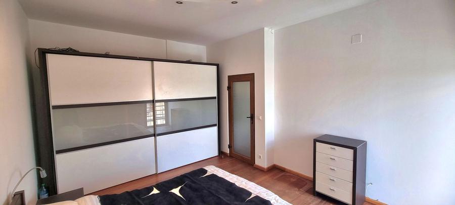Penthouse zona Universitate, complet mobilat și utilat, terasă mare, bloc NOU